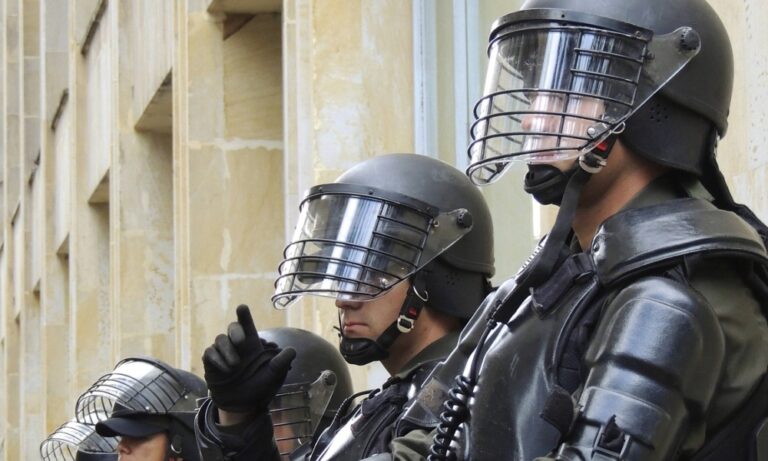 policie_tezkoodenci