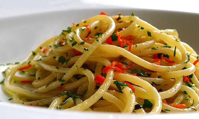 spaghetti-verrigni-aglio-olio-pepperoncino