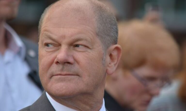 olaf_scholz_24