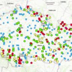 Intenzivní deště rozvodnily desítky toků, hladiny řek dál stoupají