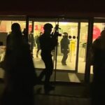 Policie zasahuje na ZČU v Plzni, kde byla slyšet střelba